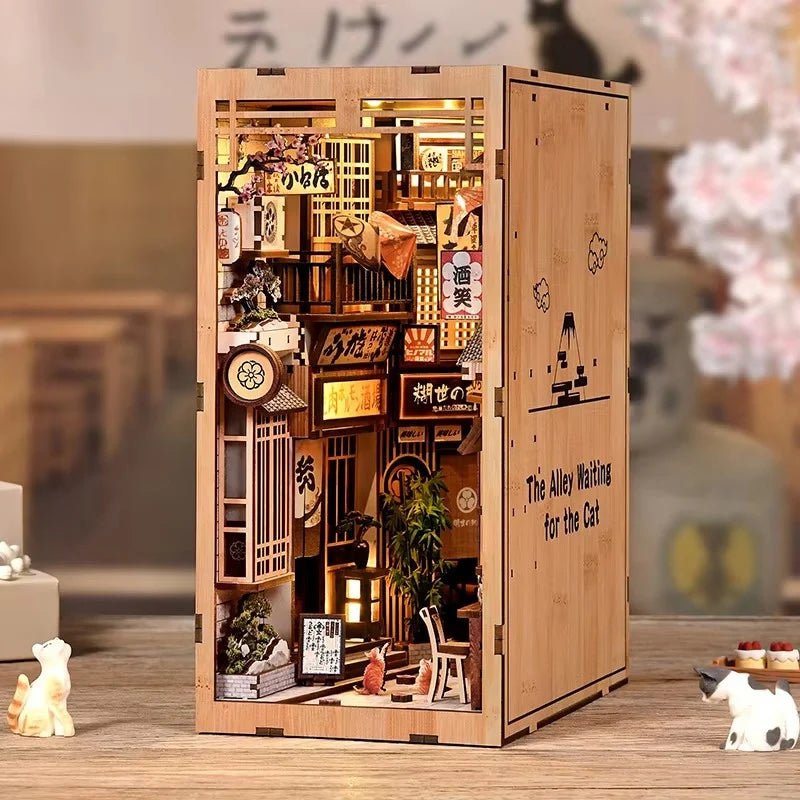 Cat Alley – DIY book nook kit, HiNooki (image 1)
