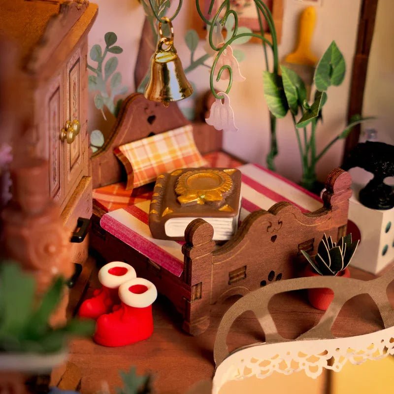 Fairytale Tree House – DIY miniature house kit, HiNooki (image 3)