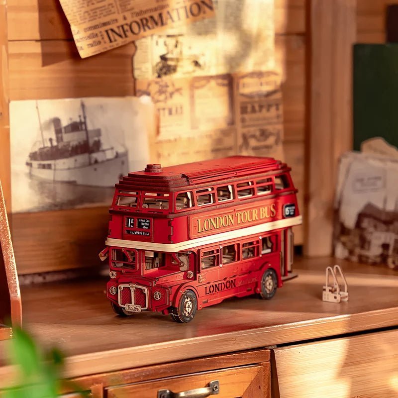 London Tour Bus – 3D wooden puzzle kit, HiNooki (image 5)