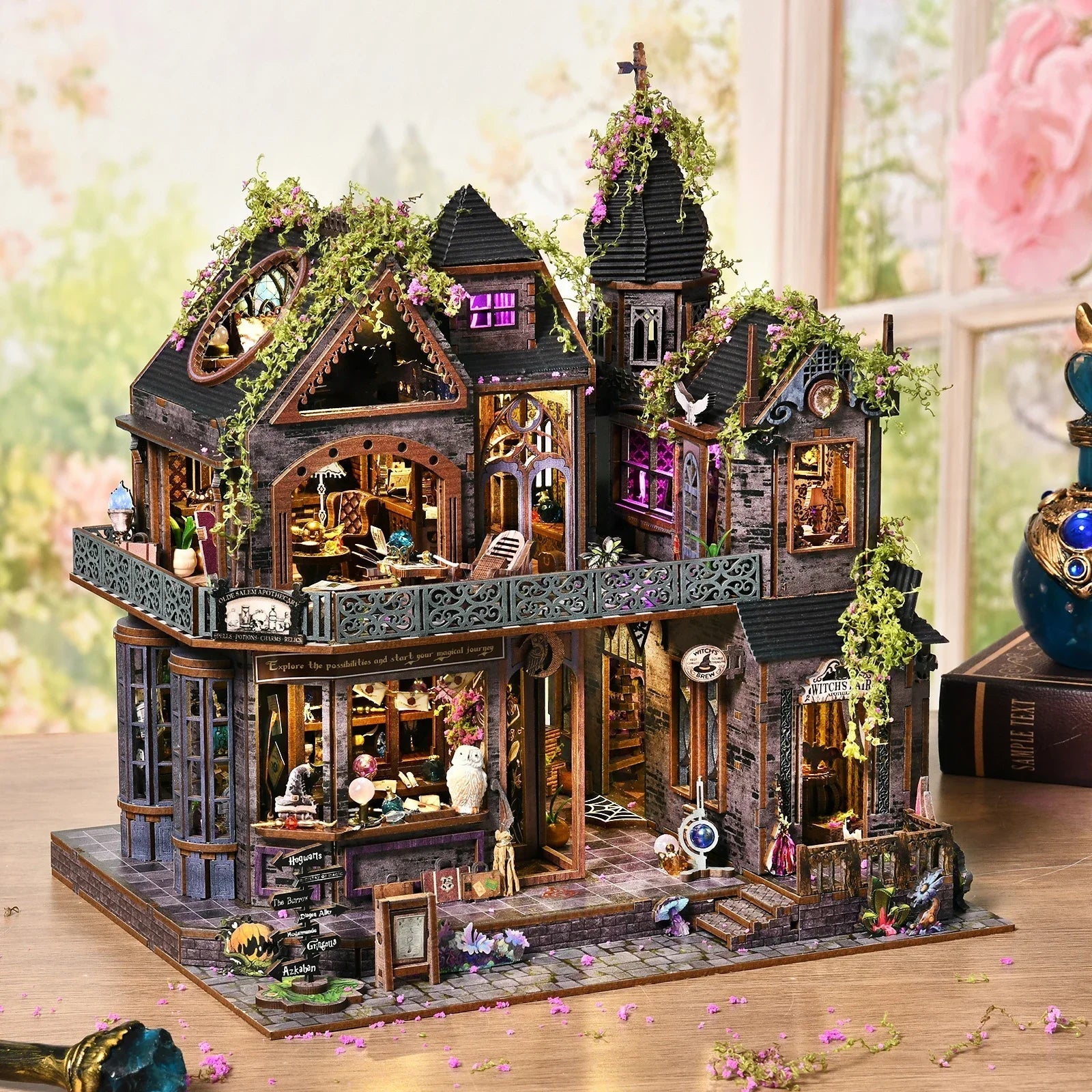 Magic Castle – DIY miniature house kit, HiNooki (image 1)