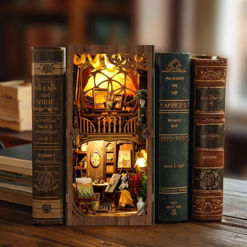 World in a Frame – DIY book nook kit, HiNooki (image 1)