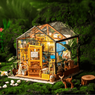 Cathy's Flower House – DIY miniature house kit, HiNooki (image 1)