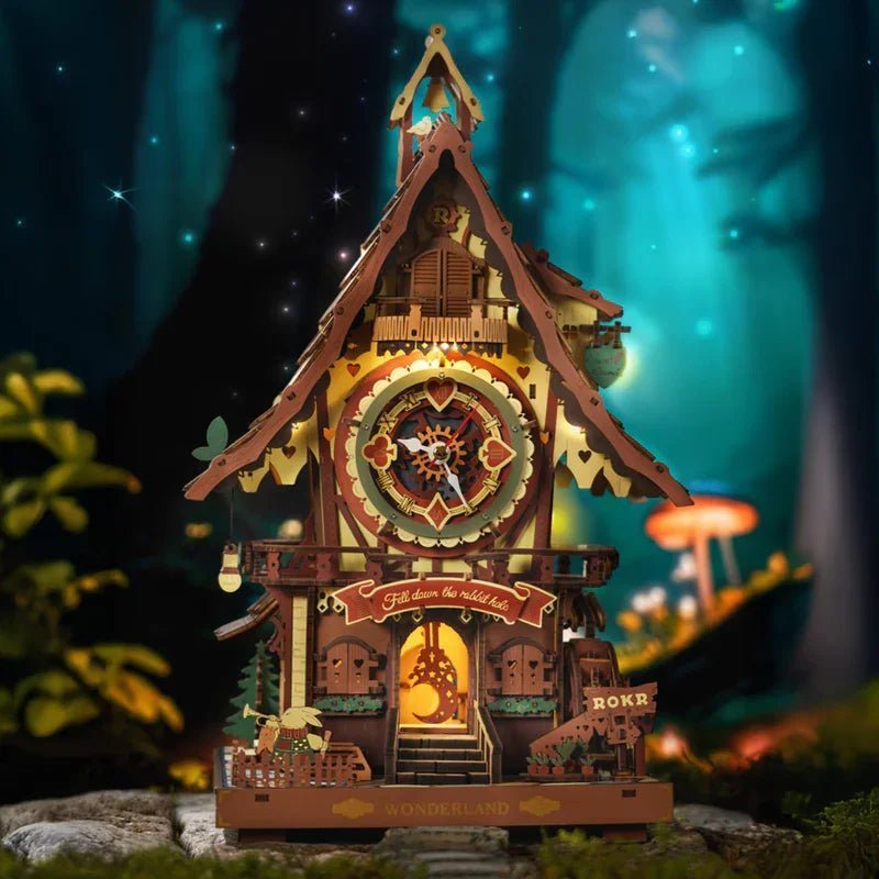 Cuckoo Clock – 3D wooden puzzle kit, HiNooki (image 1)
