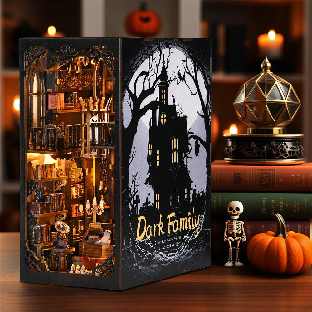 HiNooki - Dark FamilyBook Nook