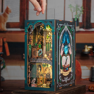 Darkness Common Room – DIY book nook kit, HiNooki (image 4)