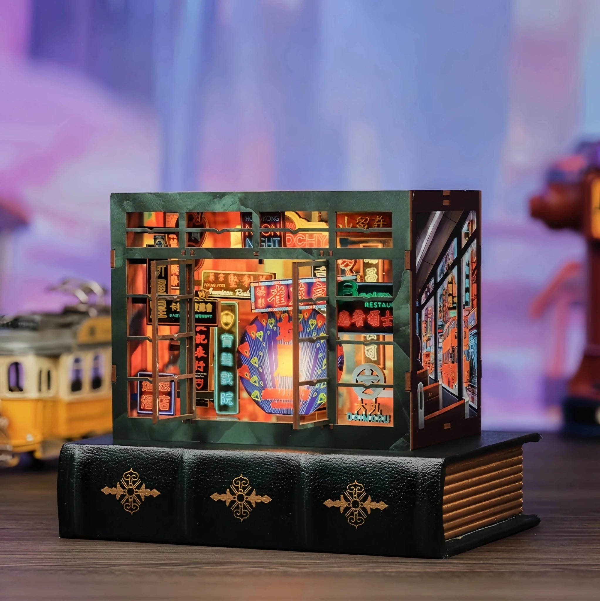 Hong Kong Neon Night – DIY book nook kit, HiNooki (image 1)