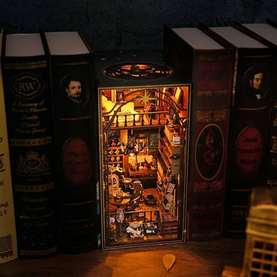 Mira Magic House – DIY book nook kit, HiNooki (image 5)
