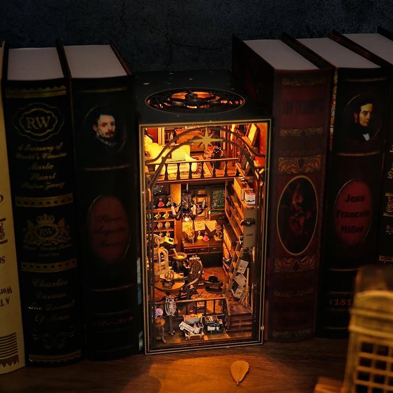 Mira Magic House – DIY book nook kit, HiNooki (image 5)
