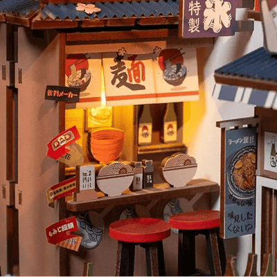 Sakura Izakaya Alley – DIY book nook kit, HiNooki (image 4)