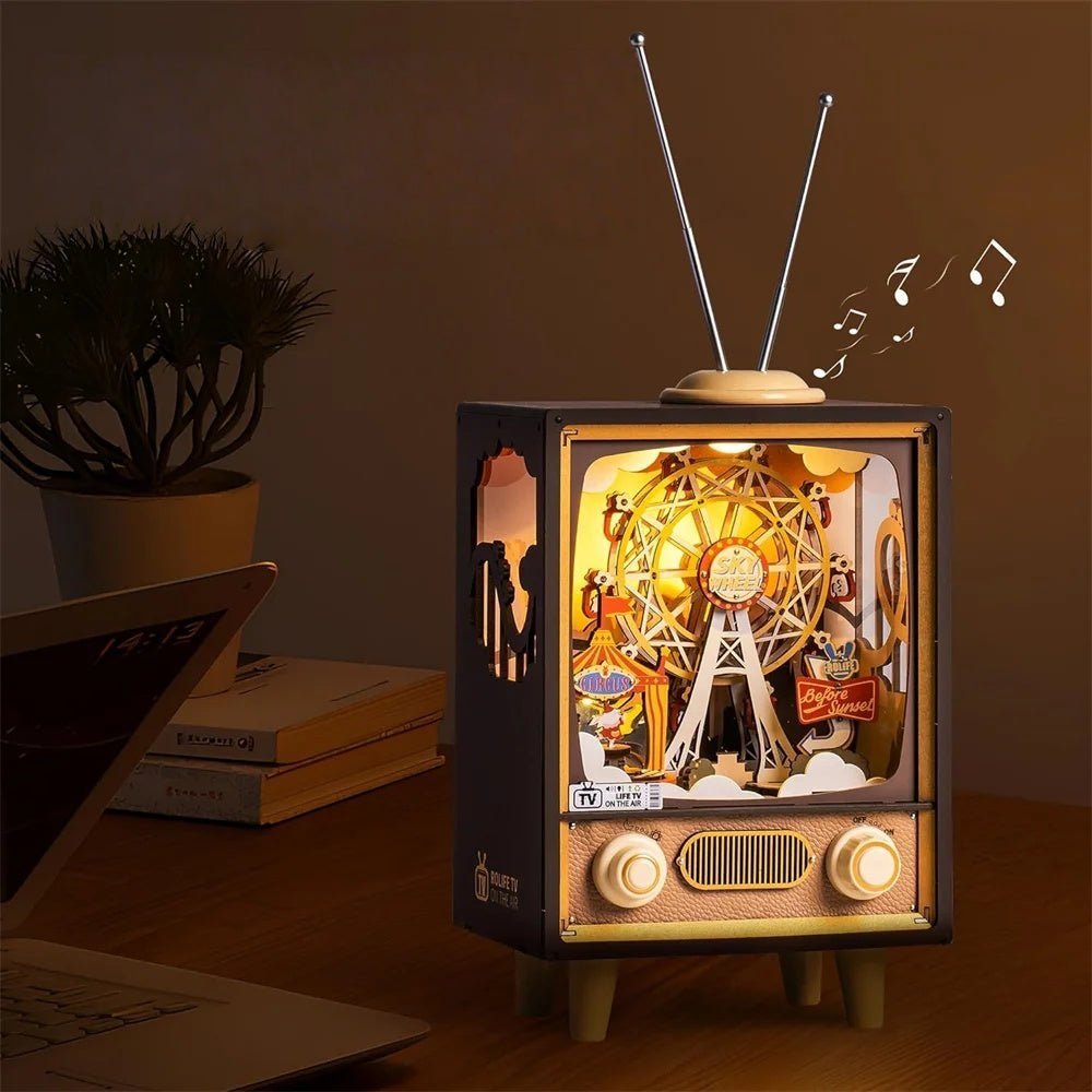Sunset Carnival – DIY miniature kit, HiNooki (image 1)