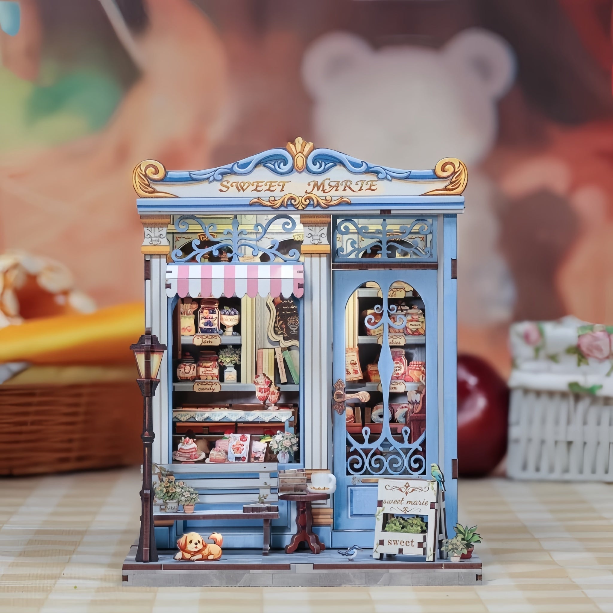 Sweet Marie – DIY book nook kit, HiNooki (image 1)